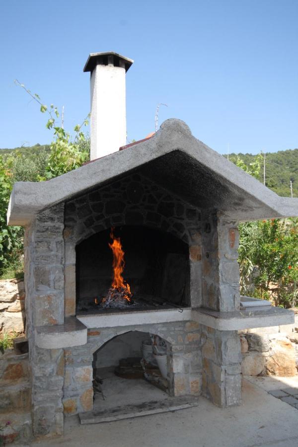 Apartments And Rooms By The Sea Cove Soline, Dugi Otok - 448 Veli Rat Eksteriør bilde